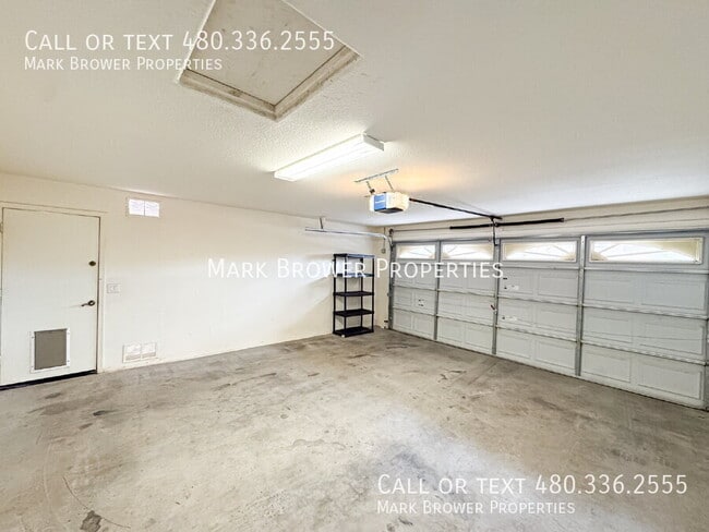 Building Photo - 21657 Dietz Dr
