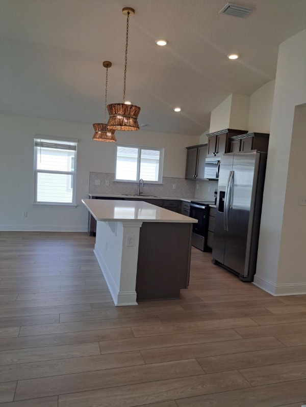 Building Photo - 59 Signet Cir