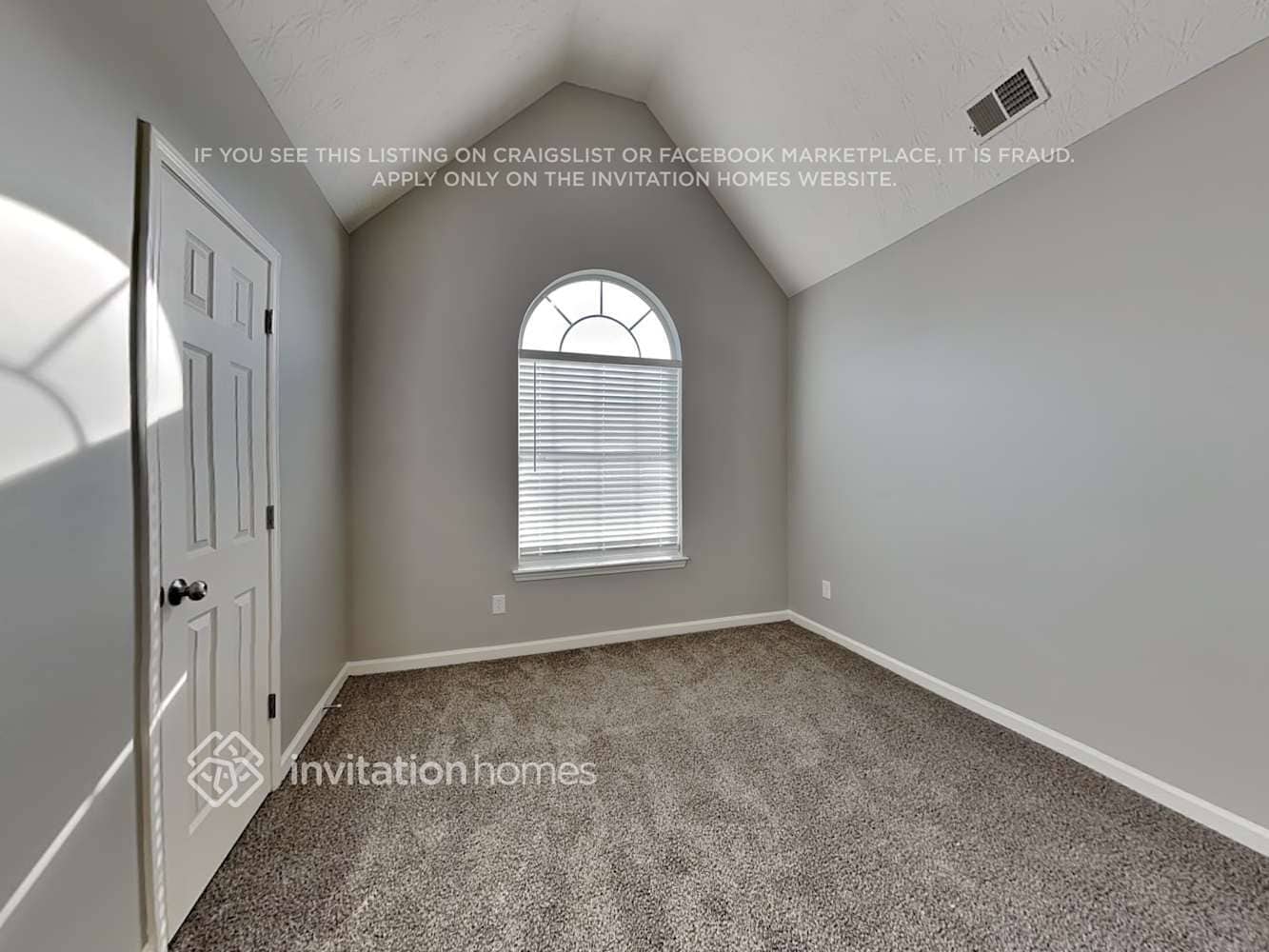 Building Photo - 2201 Corkscrew Way