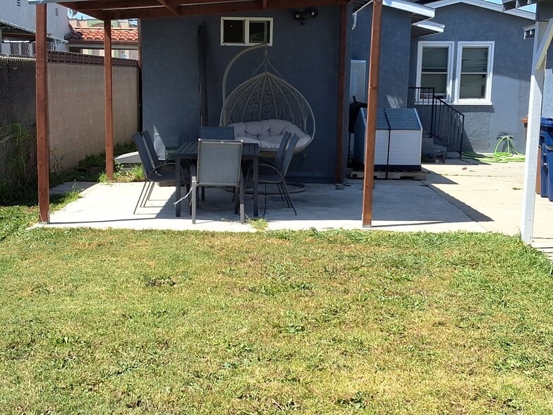 Patio Part - 1412 W 107th St