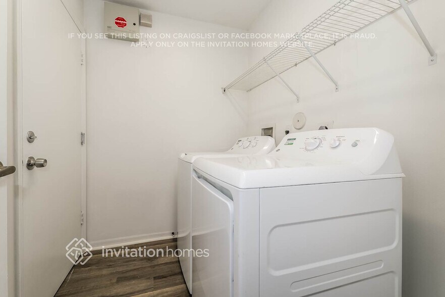 Building Photo - 7774 Hoffy Cir