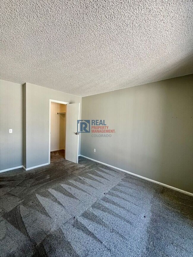 Building Photo - 8100 W Quincy-N13