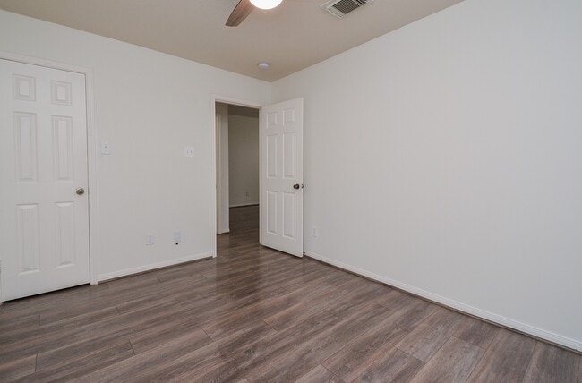 Building Photo - 12718 Boris Cove Trail