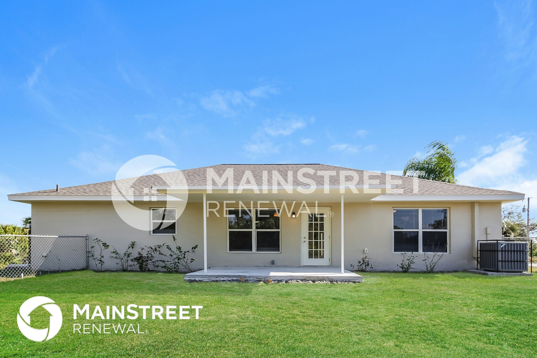 Building Photo - 909 Anthony St E