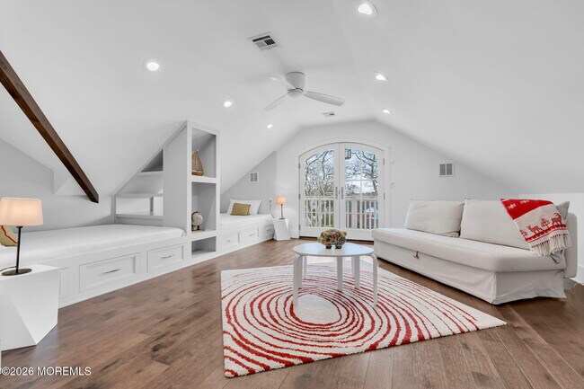 Building Photo - 218 Worthington Ave