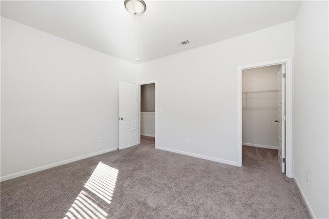 Building Photo - 1612 Dover Creek Ln