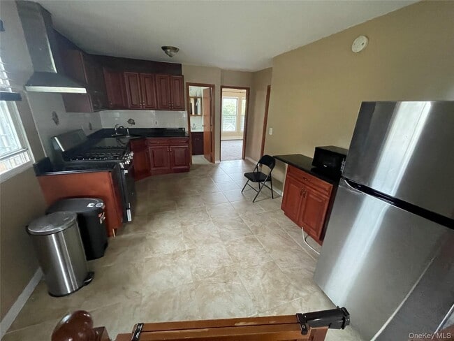 Building Photo - 89-01 249th St