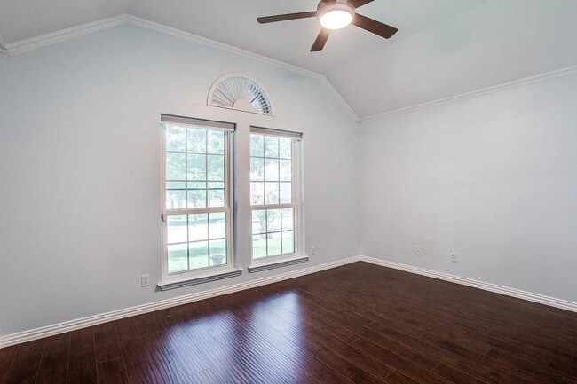Building Photo - 63 Remington Dr W