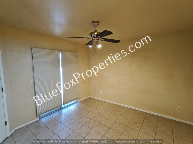 Building Photo - 3758 E 3rd St