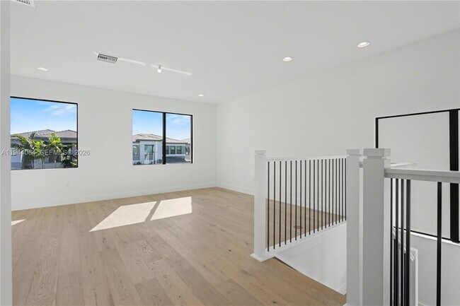 Building Photo - 8525 Crystal Downs Ave