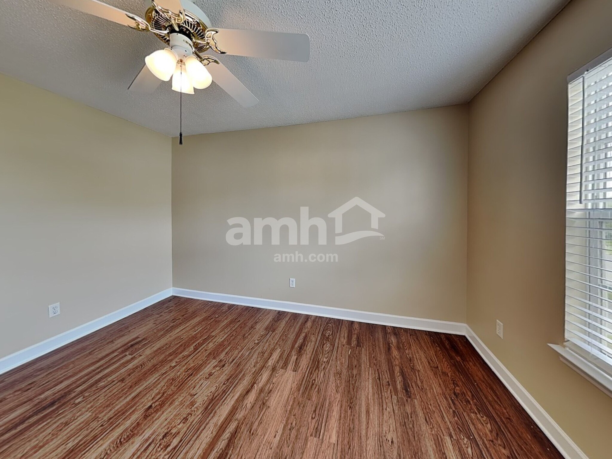 Building Photo - 4011 Cedarbark Dr