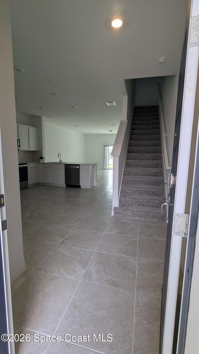 Building Photo - 5113 Inspire Ln