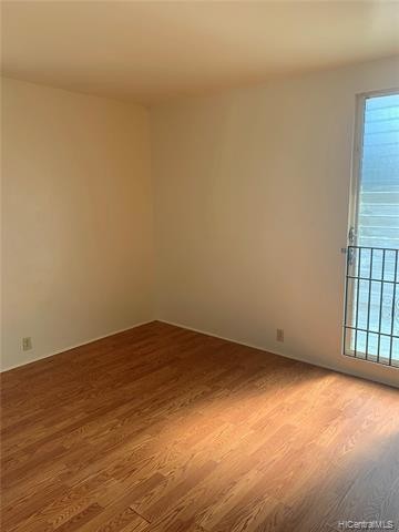 Building Photo - 125 Lakeview Cir