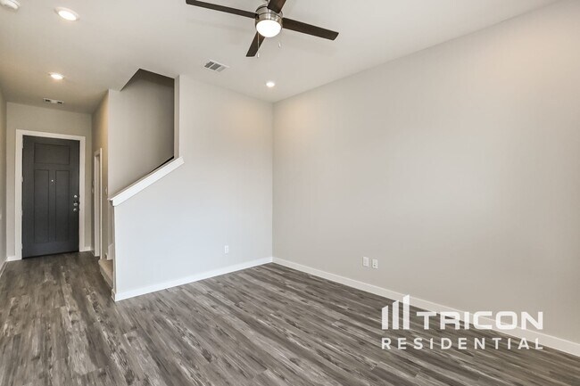 Building Photo - 22820 Frassino Pl
