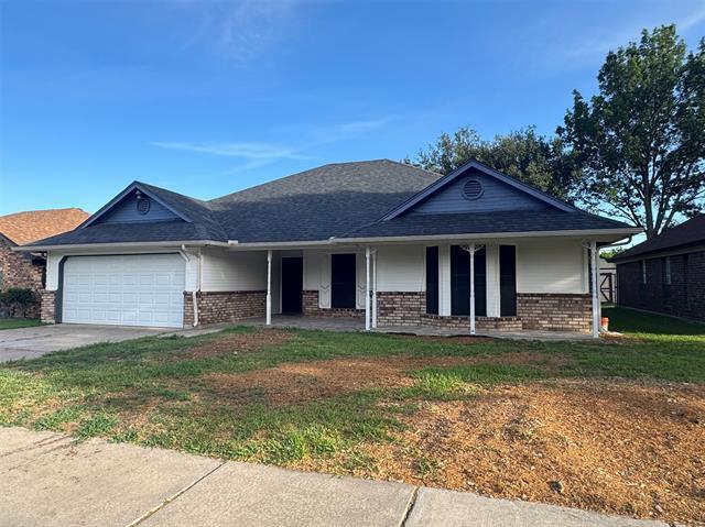 Building Photo - 510 Betsy Ross Dr