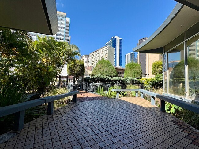 Building Photo - Available Now! 1BD / 1BA with 1 Covered & Assigned Parking Stall on Rycroft Street!!