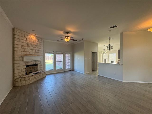 Building Photo - 113 Shumard Dr