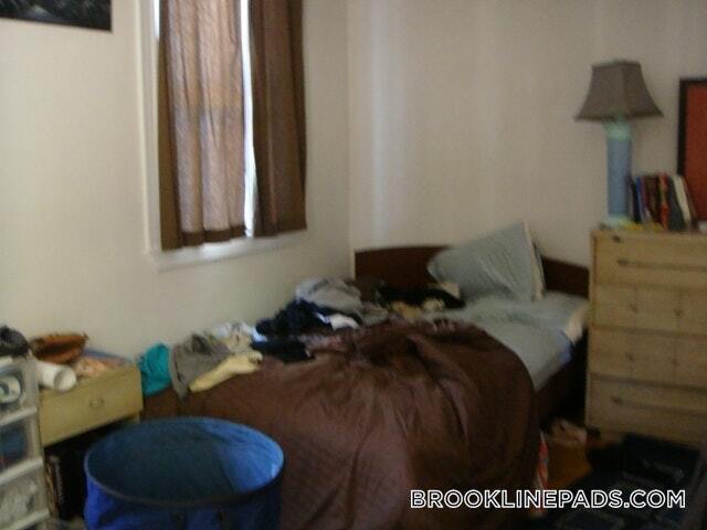 Building Photo - 12 Dean Rd