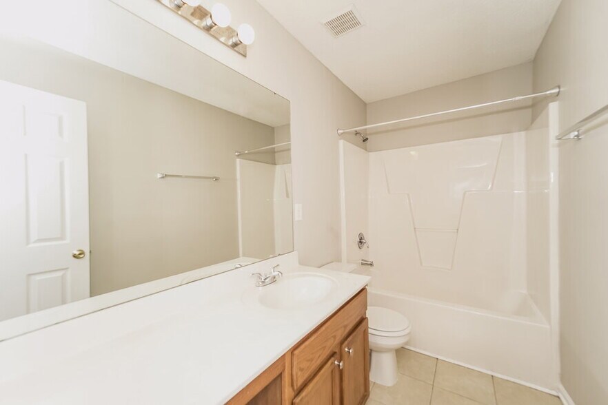 Building Photo - 413 Havenbrook Way NW