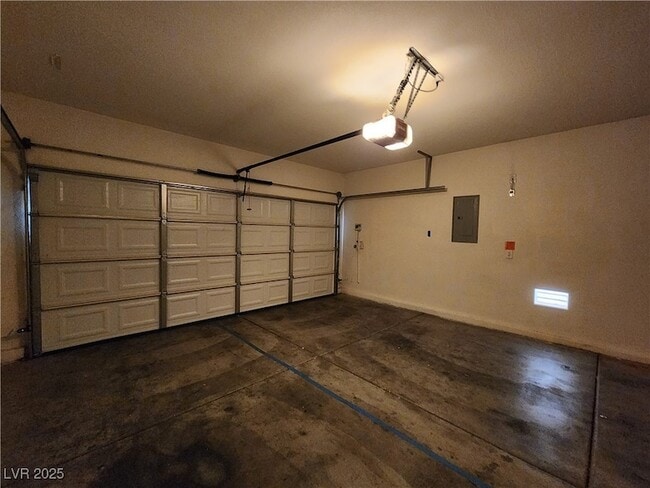 Building Photo - 7167 Mineral Park Ave