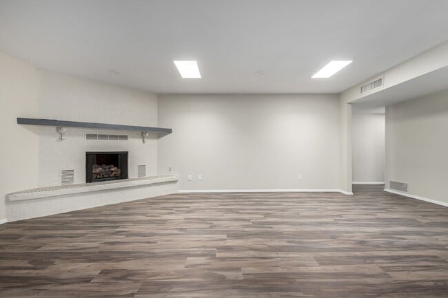 Building Photo - Green Valley- 3 bedroom/ 2 bathroom in 55+...