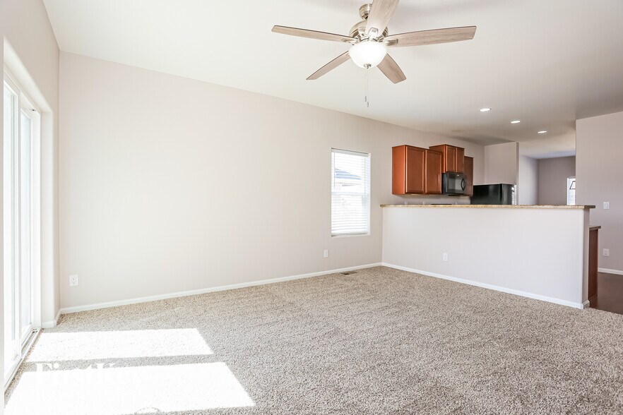 Building Photo - 6719 Liberator Trl