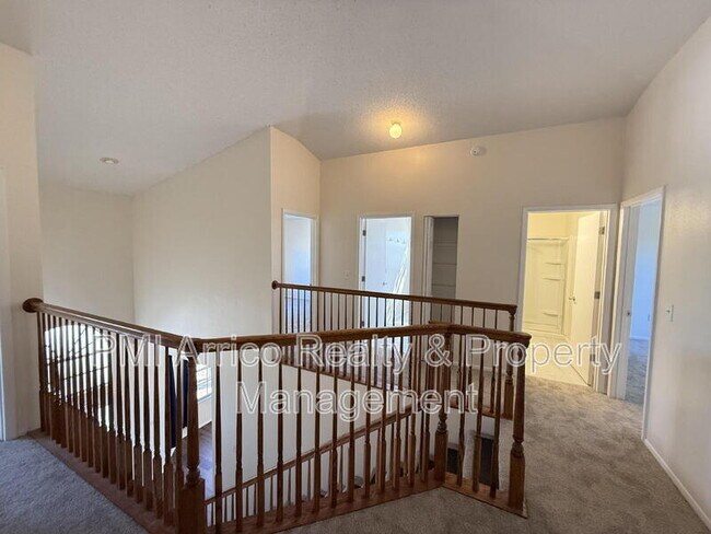 Building Photo - 12653 Longcrest Dr