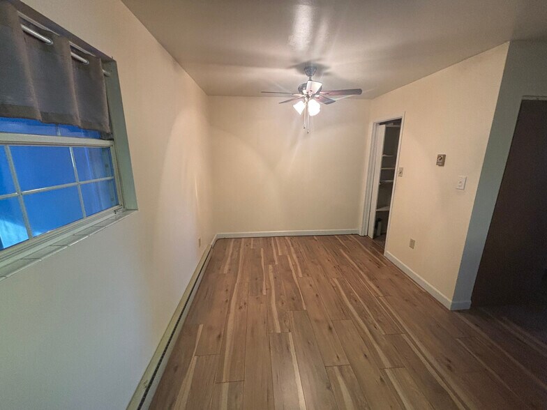 Building Photo - 56 Saratoga Ct