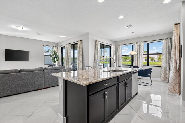 Building Photo - 7303 Estero Dr