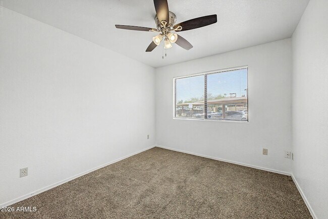 Building Photo - 16033 N 25th St