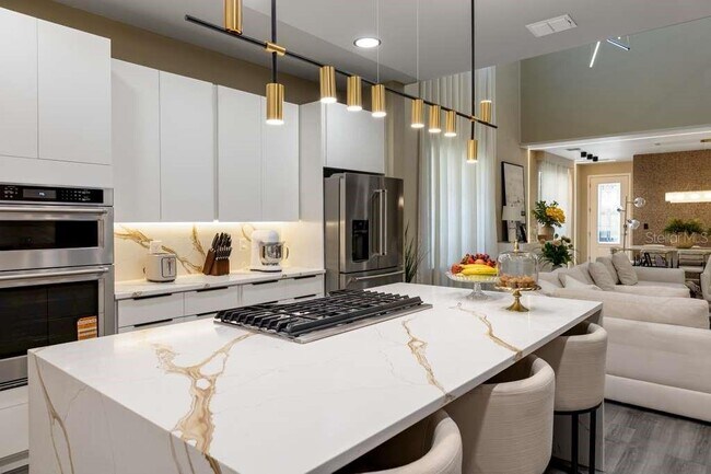 Building Photo - 15542 Gwinnett Dr