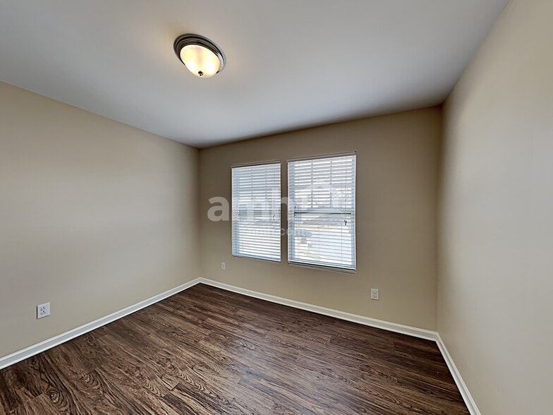 Building Photo - 958 Pointe Andrews Dr