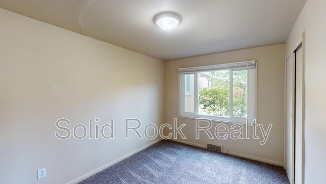 Building Photo - 411 N 30th St