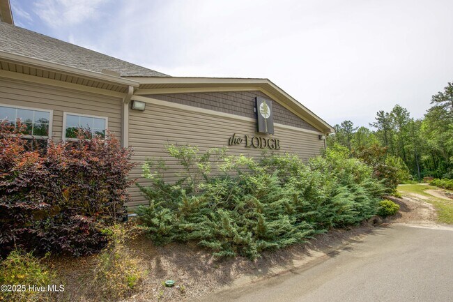 Building Photo - 88 Kensington Dr