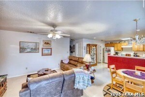 Building Photo - 622 S Oak St