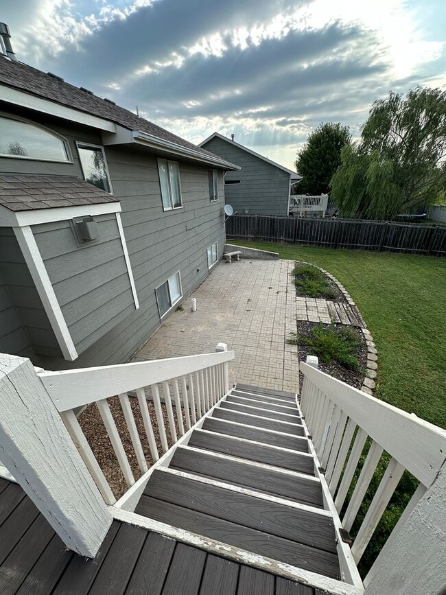 Building Photo - Beautiful Updated 5 Bedroom Home - Derby ,KS