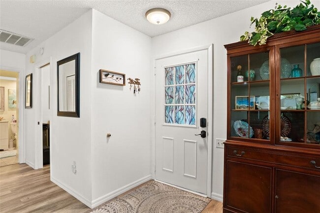 Building Photo - 2123 Sea Pines Ct