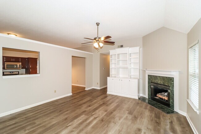 Building Photo - 5689 Kayla Dr