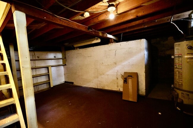 Building Photo - Available Now – Downtown Winters Bungalow