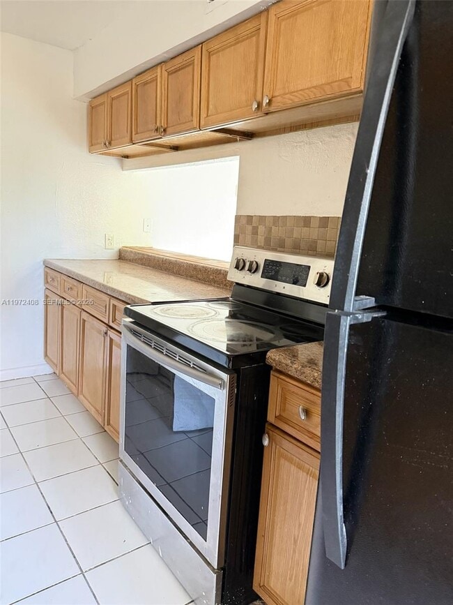 Building Photo - 2035 NW 46th Ave