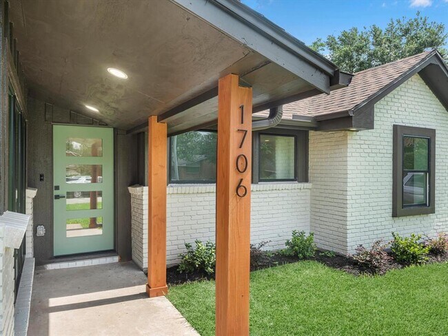 Primary Photo - 1706 Ansbury Dr