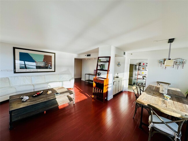 Building Photo - 1201 S Ocean Dr