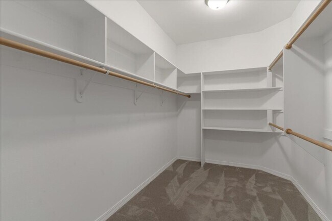 Building Photo - Contemporary West Salem Home