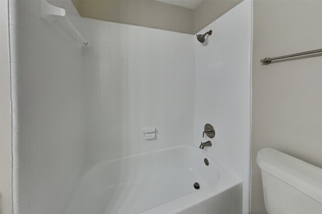 Building Photo - 16902 Canyon Ridge Ct