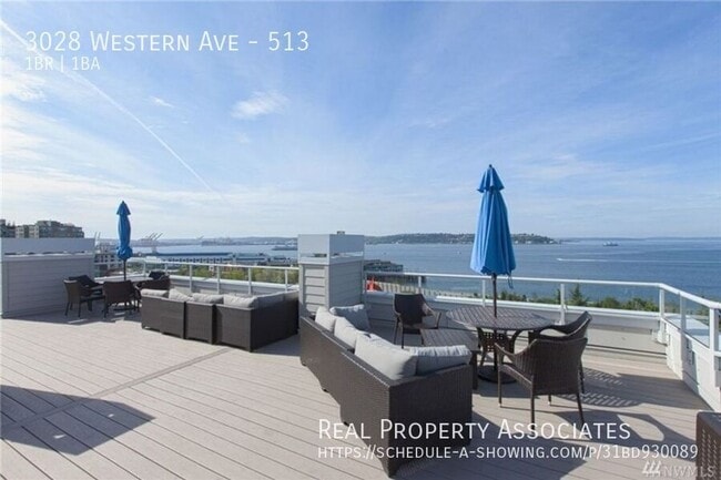 Building Photo - 3028 Western Ave