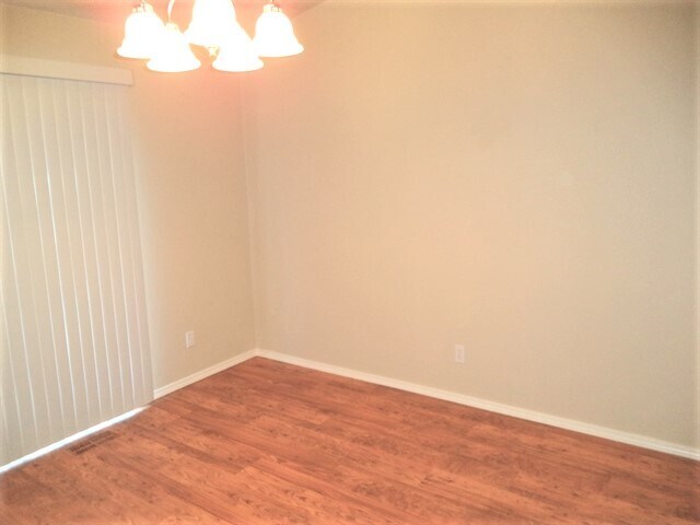 Building Photo - 2344 N Ayrshire Pl