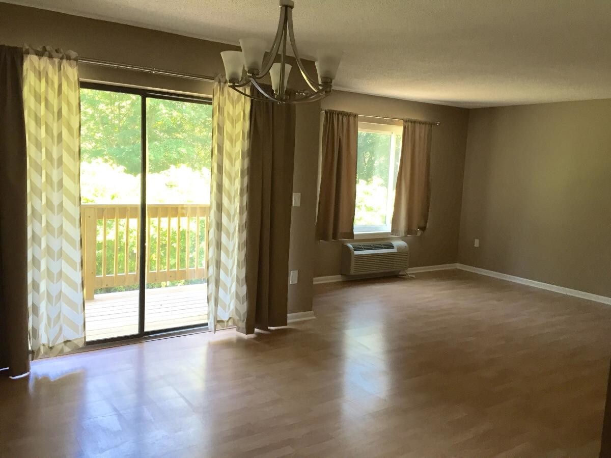 Building Photo - 175 Mill Pond Rd