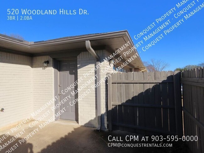 Building Photo - Spacious 3 Bedroom, 2 Bath w/Garage!