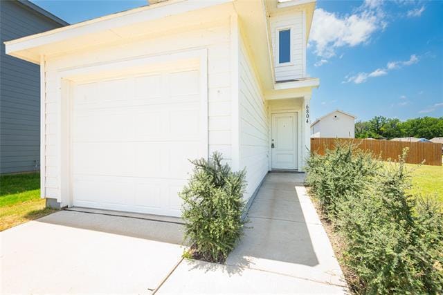 Building Photo - 6804 Bramblewood Dr