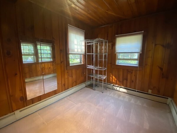 Building Photo - 22 Saumur Ln